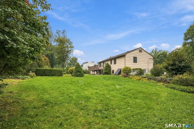 30 Dellwood Drive, Milford, CT 06460