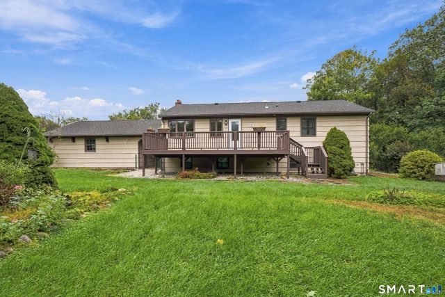 30 Dellwood Drive, Milford, CT 06460