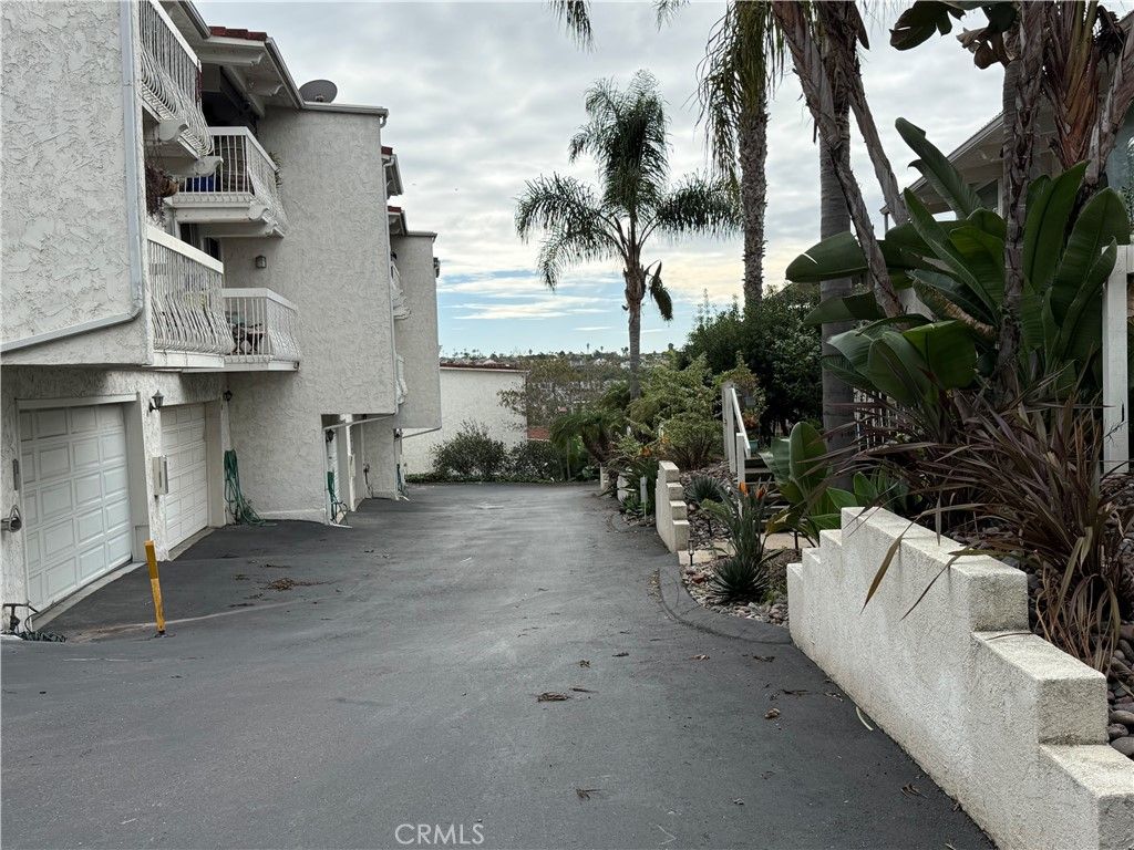 Image 40 of property listing at 2315 Caringa 51, Carlsbad, CA 92009