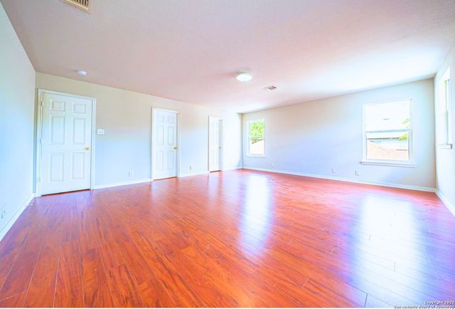 21131 Carmel Hill, San Antonio, TX 78259