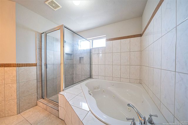 21131 Carmel Hill, San Antonio, TX 78259