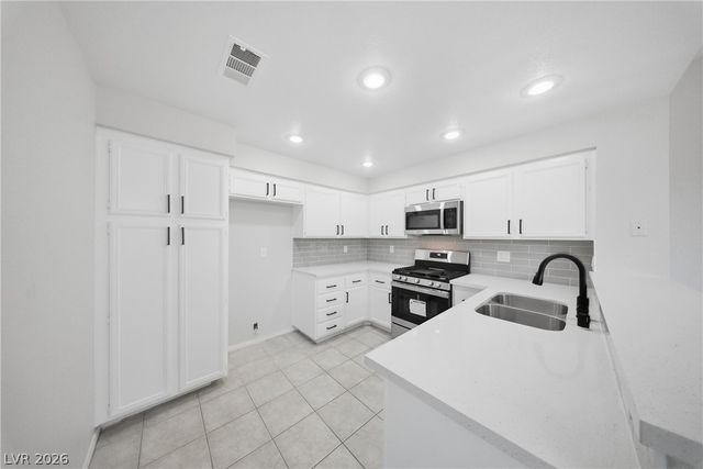 5155 West Tropicana Avenue 1088, Las Vegas, NV 89103