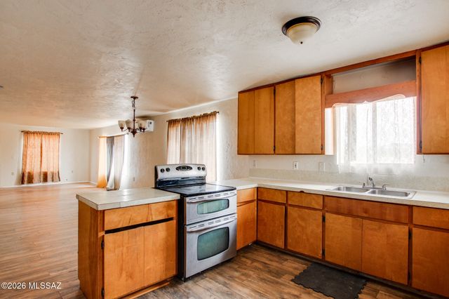 12280 W Daviti Lane, Tucson, AZ 85736