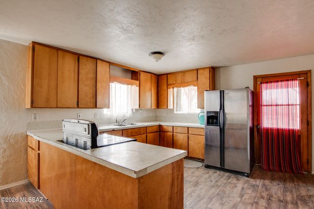 12280 W Daviti Lane, Tucson, AZ 85736