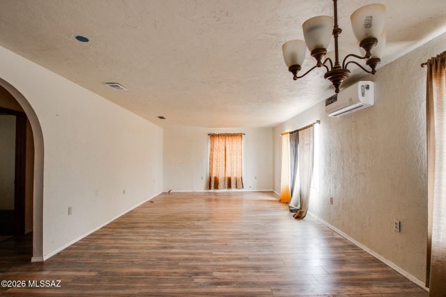 12280 W Daviti Lane, Tucson, AZ 85736