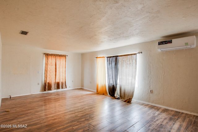 12280 W Daviti Lane, Tucson, AZ 85736