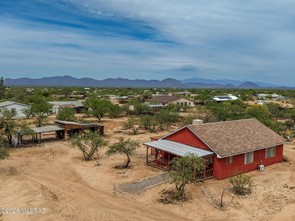 12280 W Daviti Lane, Tucson, AZ 85736