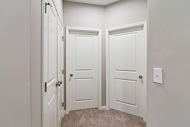 1963 Summit Trace NW, Atlanta, GA 30318