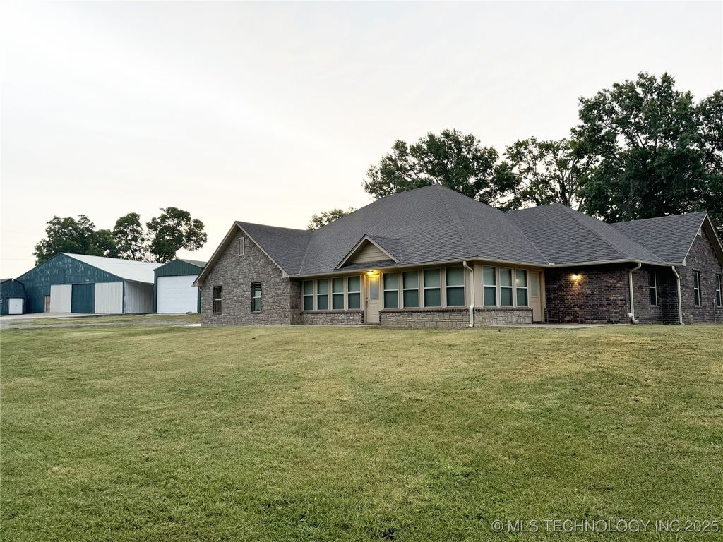 22465 E 680 Road, Wagoner, OK 74467