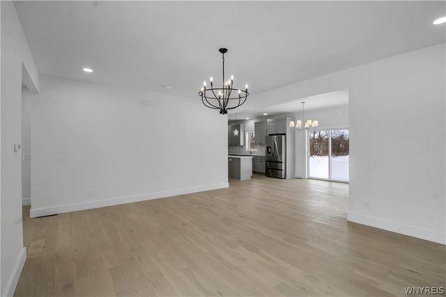 3849 Mapleton Road, Wheatfield, NY 14120