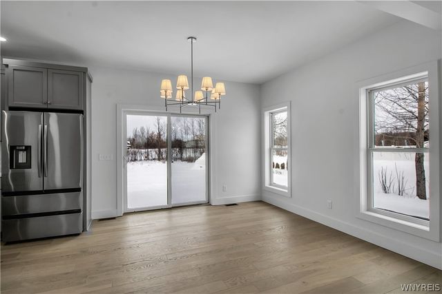 3849 Mapleton Road, Wheatfield, NY 14120