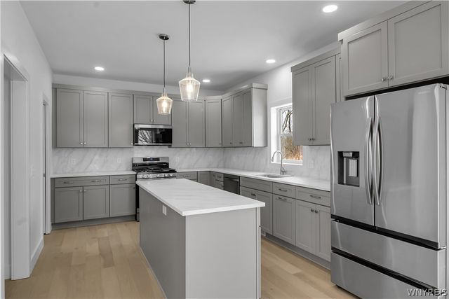 3849 Mapleton Road, Wheatfield, NY 14120