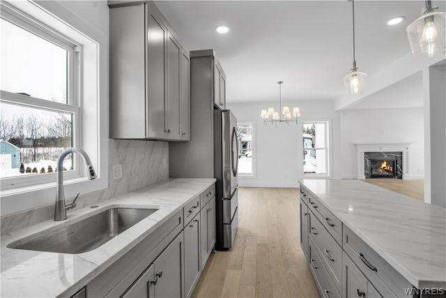 3849 Mapleton Road, Wheatfield, NY 14120