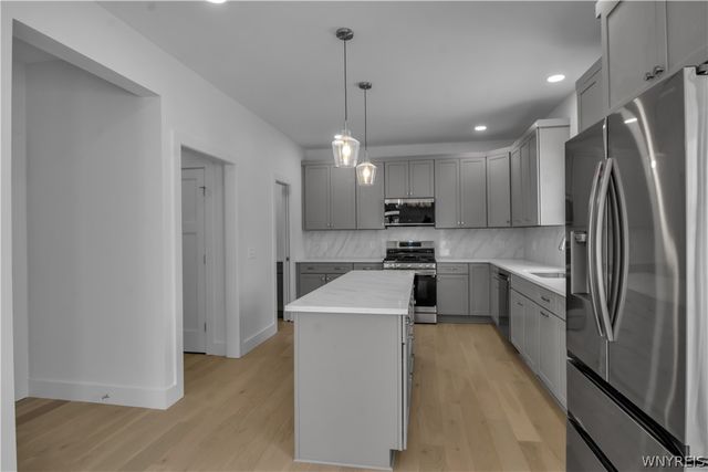 3849 Mapleton Road, Wheatfield, NY 14120