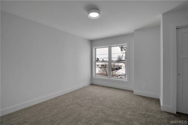 3849 Mapleton Road, Wheatfield, NY 14120