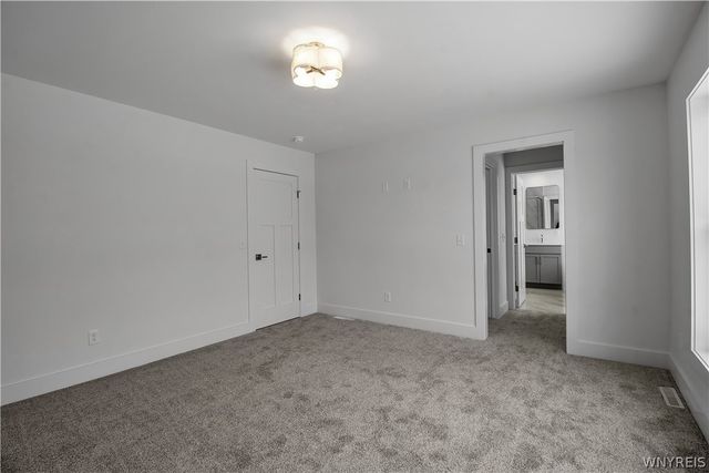 3849 Mapleton Road, Wheatfield, NY 14120