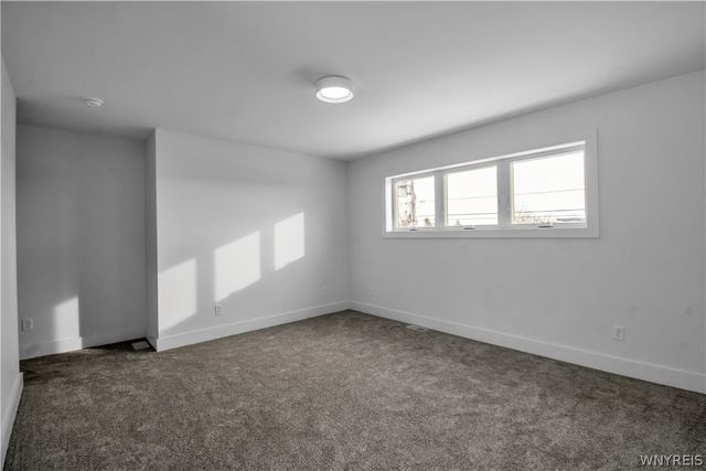 3849 Mapleton Road, Wheatfield, NY 14120