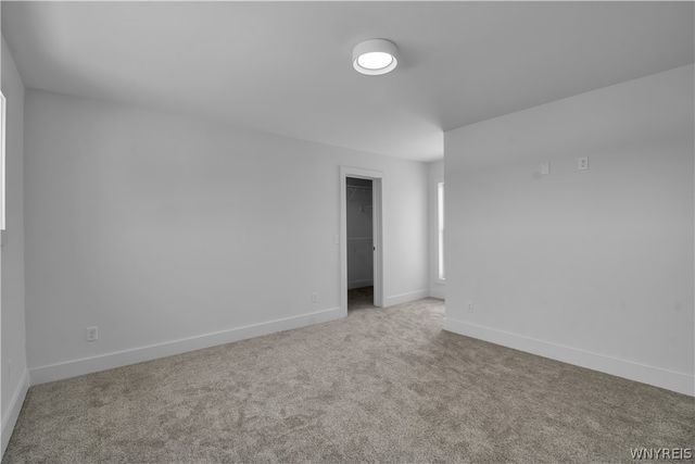 3849 Mapleton Road, Wheatfield, NY 14120