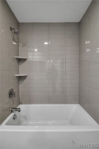 3849 Mapleton Road, Wheatfield, NY 14120