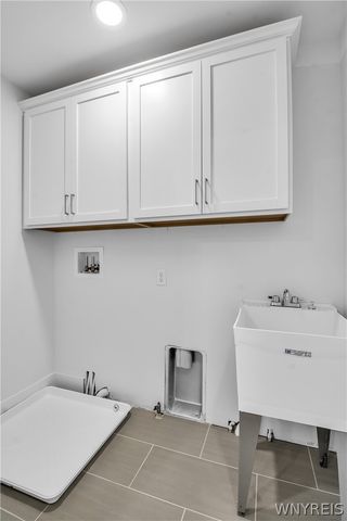 3849 Mapleton Road, Wheatfield, NY 14120