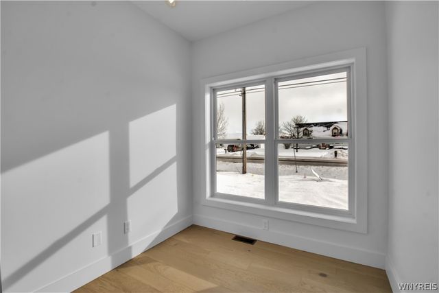 3849 Mapleton Road, Wheatfield, NY 14120