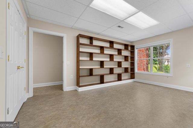 106 Manor Way, Carrollton, GA 30117