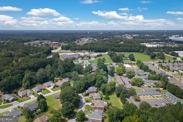 106 Manor Way, Carrollton, GA 30117