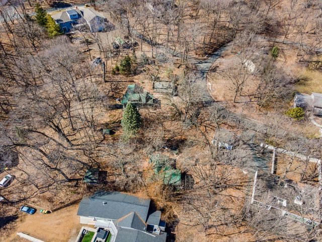 6711 & 6701 Mohawk Drive, Chanhassen, MN 55317