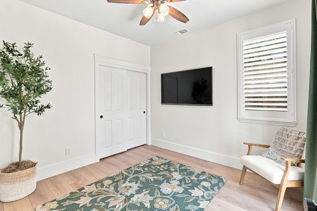 3835 Deer Ridge Ln, Auburn, CA 95602