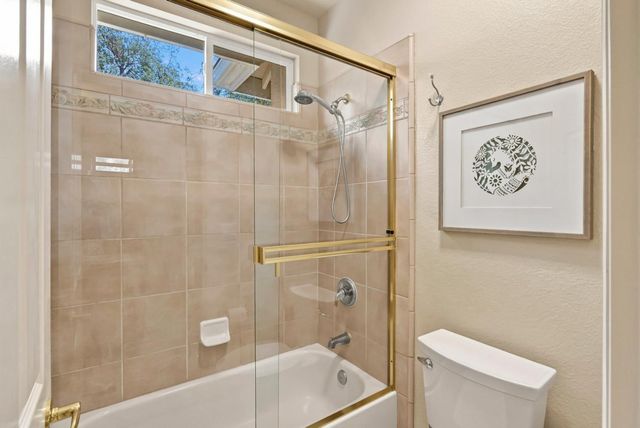 3835 Deer Ridge Ln, Auburn, CA 95602