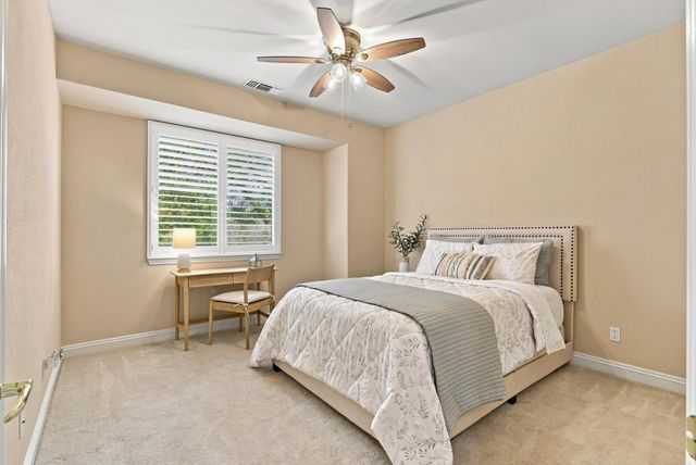 3835 Deer Ridge Ln, Auburn, CA 95602