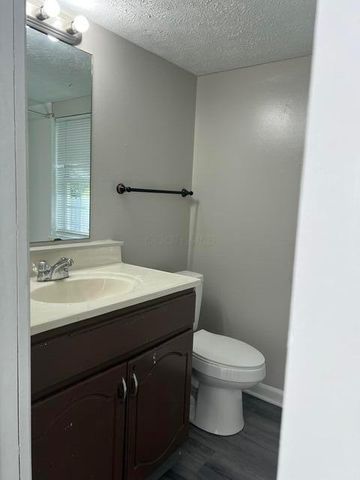 2854 E 11th Avenue, Columbus, OH 43219