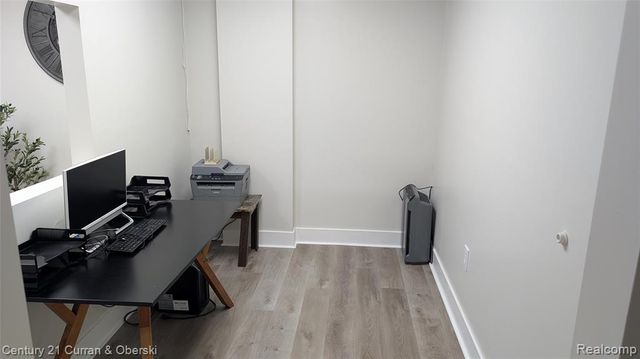 5220 Oakman Boulevard, Dearborn, MI 48126