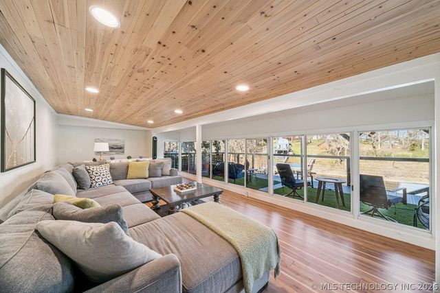 364 Morrow Drive, Eucha, OK 74342
