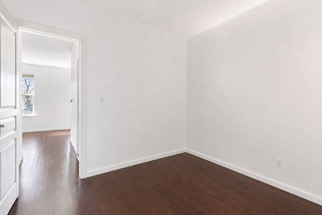 4 Repton Cir 4105, Watertown, MA 02472