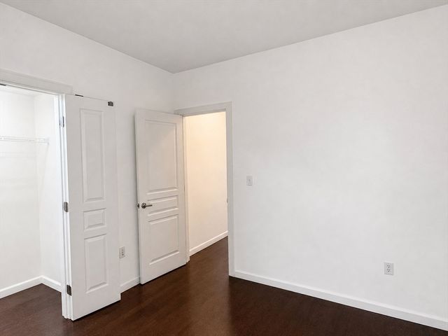 4 Repton Cir 4105, Watertown, MA 02472
