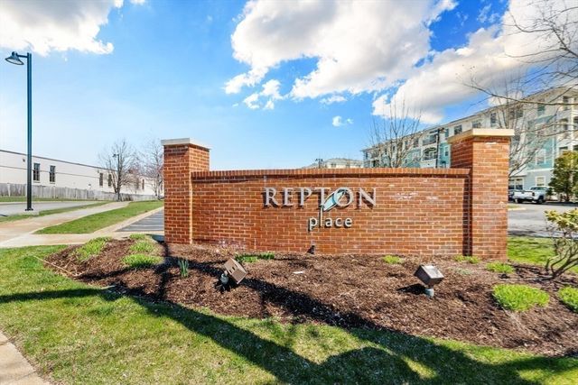 4 Repton Cir 4105, Watertown, MA 02472