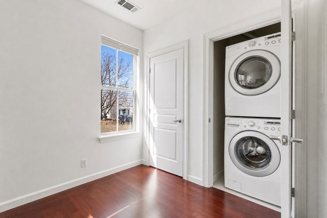 4 Repton Cir 4105, Watertown, MA 02472