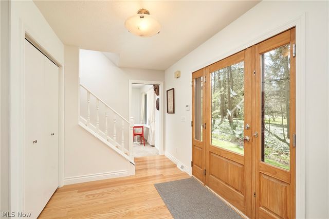 14125 Country River Lane, Newbury, OH 44065