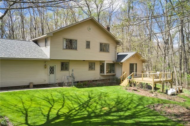 14125 Country River Lane, Newbury, OH 44065