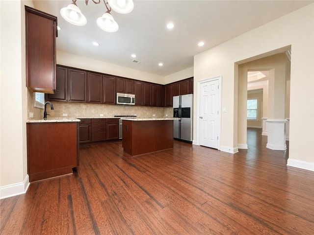 3120 Sugarberry Lane, Atlanta, GA 30339