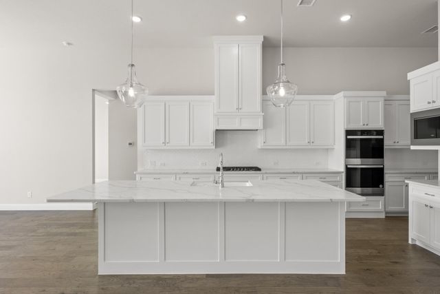 2001 Rockwood Lane, Mansfield, TX 76063