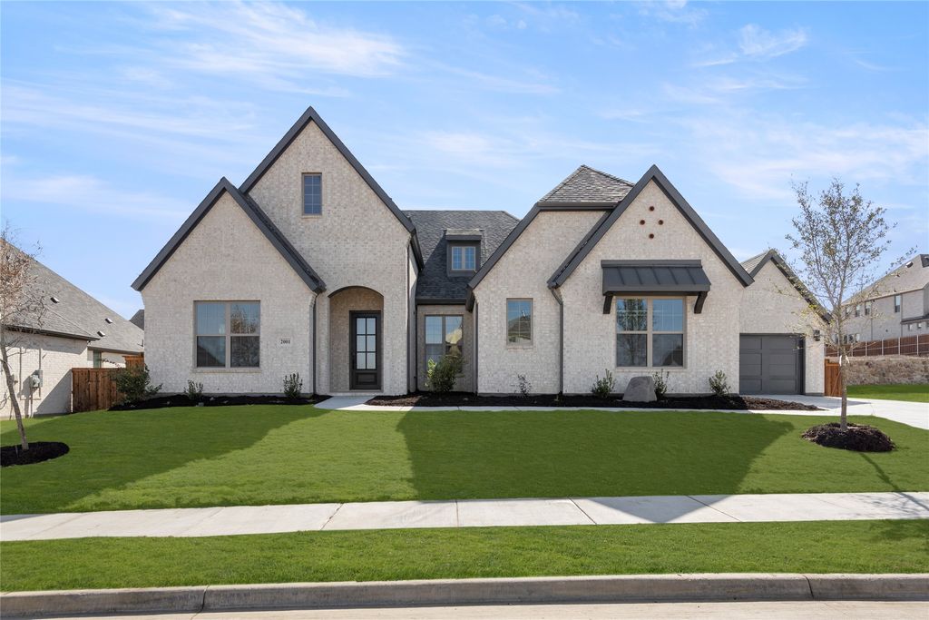2001 Rockwood Lane, Mansfield, TX 76063