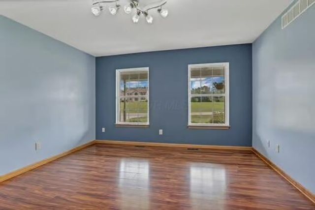 57 Blue Bonnett Drive, Heath, OH 43056