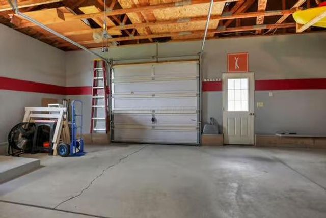 57 Blue Bonnett Drive, Heath, OH 43056