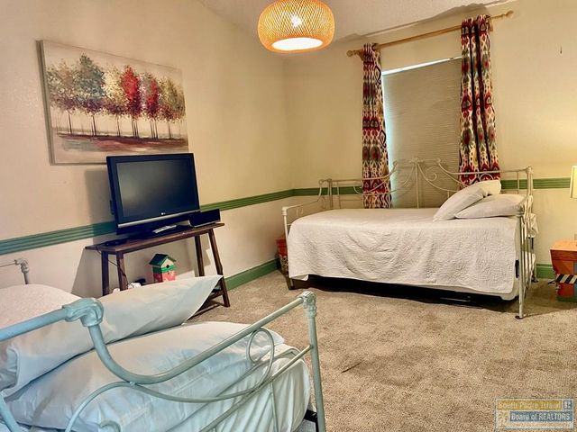 131 E Acapulco St., South Padre Island, TX 78597