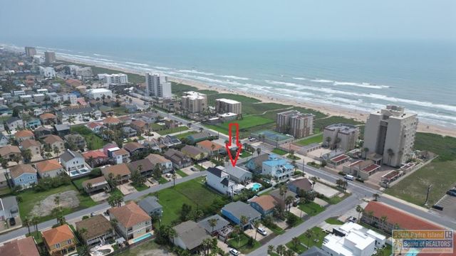 131 E Acapulco St., South Padre Island, TX 78597