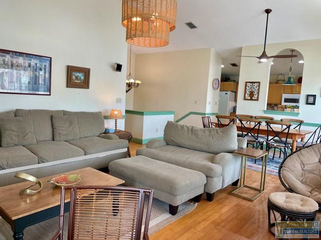 131 E Acapulco St., South Padre Island, TX 78597