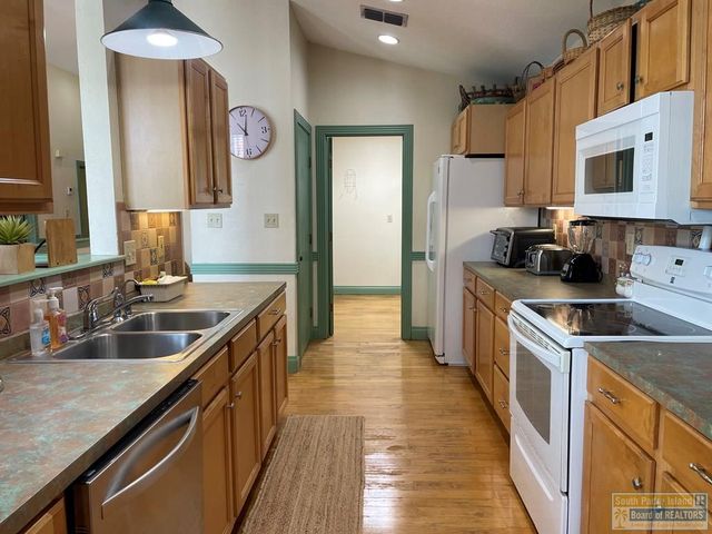 131 E Acapulco St., South Padre Island, TX 78597