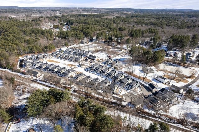 33 Boyde's Crossing, Norfolk, MA 02056